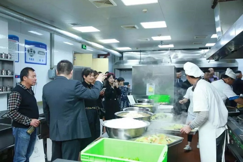 1541735287669923CF4U.jpg 7.jpg