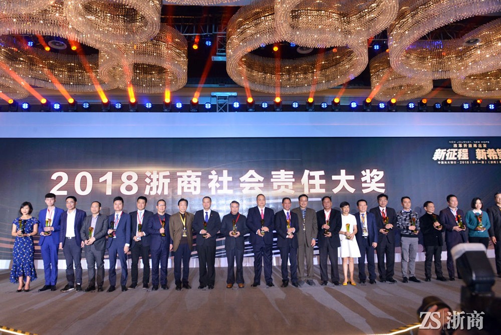 1545381822246631eV4o.jpg 3.jpg