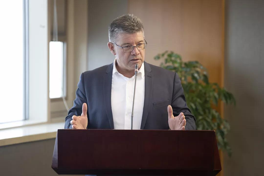 1551403181515864576Q.jpg 3.jpg